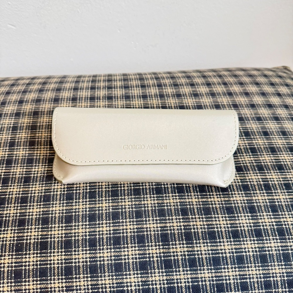 Giorgio Armani Luxury Leather Magnetic Snap Sunglasses Case Size OS Cream